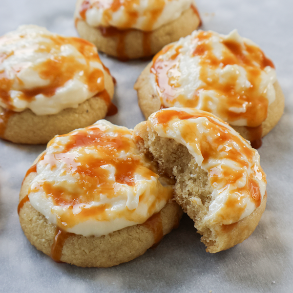 Salted Caramel Cheesecake Cookies