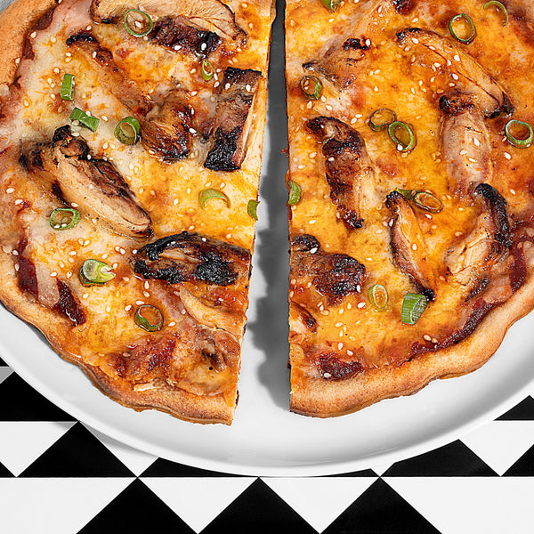 Grilled Honey Sriracha Chicken Pizza