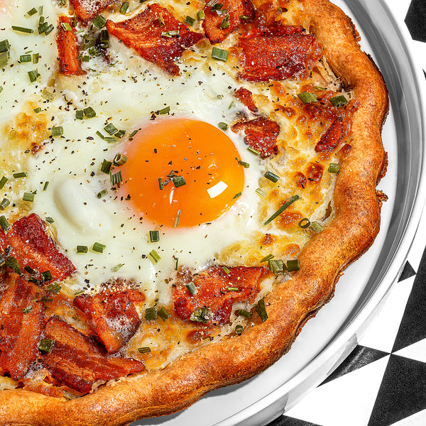 Grilled Bacon and Egg Breakfast Pizza